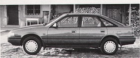 Mazda 626 2.2i 4WD (1990)