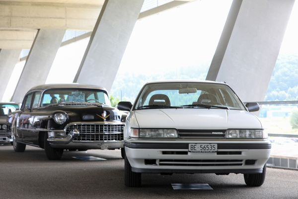 Mazda 626 GLX Automat (1988) - mit nur 53'000 km und Veteranenprüfung sucht einen neuen Besitzer - Old Wheels Biel-Bienne 2025