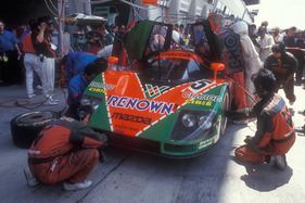 Mazda 787B (1991) - das Siegerauto von 1991 bei seinem Triumph in voller Fahrt