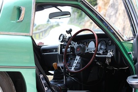 Mazda Cosmo 110 S (1969) - Equipped for rally use