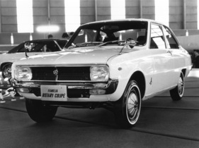 Mazda Familia Rotary Coupé (1968) - auch R 100 genannt - auf der Tokyo Motor Show 1968