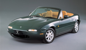 Mazda MX-5 (1990) - V-Special - "vely blitish"