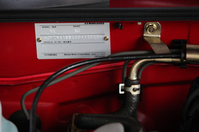 Mazda MX-5 (1991) - Typenschild mit Chassisnummer