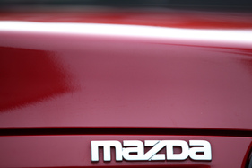 Mazda MX-5 (1991) - der Markenschriftzug am Heck