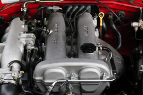 Mazda MX-5 (1991) - klassischer Doppel-Nocker