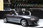 Mazda MX-5 Mk II (1999) - gerundet und ohne Klappscheinwerfer - am Genfer Automobilsalon 2014