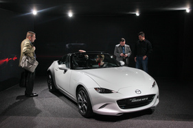 Mazda MX-5 - bereits in der vierten Auflage - auf dem Genfer Automobilsalon 2015