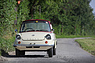 Mazda R360 Coupé (1964) - Ungewöhnlich geformte Scheinwerfer-Ringe (© Bruno von Rotz, 2021) Mazda R360 Coupé (1964) - Ungewöhnlich geformte Scheinwerfer-Ringe (© Bruno von Rotz, 2021)