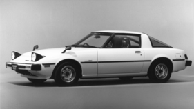 Mazda RX 7 (1979) - Klappschweinwerfer sind en Vogue Ende der Siebzigerjahre (1979)