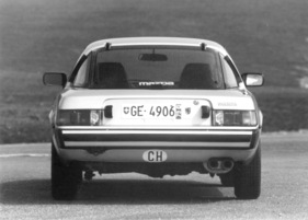 Mazda RX 7 (1979) - gefällige Heckansicht