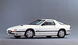 Mazda RX 7 (1985) - die zweite Generation war rundlicher und aber auch grösser und schwerer