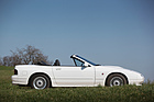 Mazda RX-7 Turbo II Convertible (1990) - der mittlere Teil des Dachs ist fest und ragt auch im heruntergeklappten Zustand etwas auf