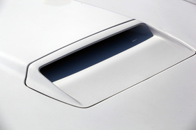 Mazda RX-7 Turbo II Convertible (1990) - die Lufthutze auf der Fronthaube (1990)