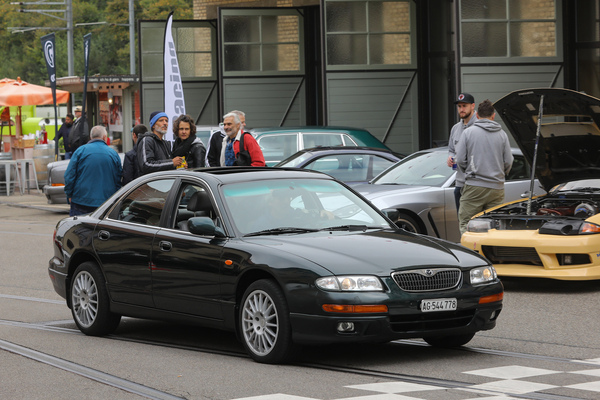 Mazda Xedos 9 (1998) - es gab in unter anderem mit dem Miller-Cycle-2,3-Liter-Motor - Japanese Car Meeting Kemptthal 2025
