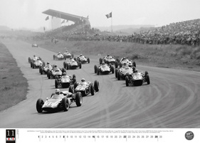 McKlein The Wider View Calendar 2020 - Ein hartes Kopf-an-Kopf-Rennen: Impression vom "Grote Prijs van Nederland" im Jahre 1960 auf der November-Seite.