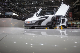 McLaren 675 LT - brachiale Optik - auf dem Genfer Automobilsalon 2015