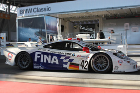 McLaren BMW F1 GTR Le Mans (1997) - das Schwestermodell errang den dritten Gesamtrag in Le Mans 1997, dieser Wagen schied aus - an der Retro Classics Stuttgart 2012 McLaren BMW F1 GTR Le Mans (1997) - das Schwestermodell errang den dritten Gesamtrag in Le Mans 1997, dieser Wagen schied aus - an der Retro Classics Stuttgart 2012