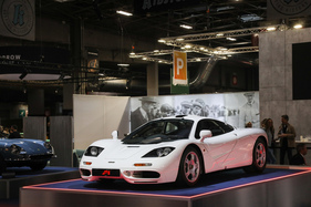 McLaren F1 (1995) – auf dem Stand von Kidston – Rétromobile Paris 2025