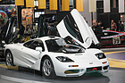 McLaren F1 (1997) - ein Serienexemplar auf dem Stand von Kidston - Rétromobile Paris 2022