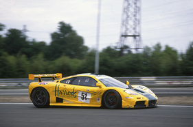 McLaren F1 GTR (1995) - 24 Stunden von Le Mans 1995 - in berühmter Harrods Lackierung McLaren F1 GTR (1995) - 24 Stunden von Le Mans 1995 - in berühmter Harrods Lackierung