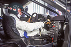 McLaren F1 GTR (1996) - Jacques Laffite macht sich in Silverstone mit dem Rennwagen vertraut