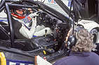 McLaren F1 GTR (1996) - Steve Soper im Cockpit des Rennwagens