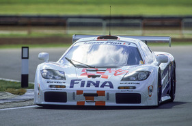 McLaren F1 GTR (1996) - bei Testfahrten in Silverstone