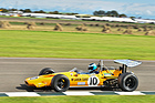 McLaren M14 (1970) - Darren Turner fuhr im McLaren M14 (1970) - Bruce McLaren Tribute - Goodwood Revival 2015