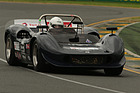 Bild: McLaren M1B (1965) - Teilnehmer im Lauf der "Total Oil International Sports Car Challenge" im Rahmenprogramm des GP Australien 2013