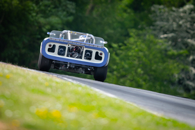 McLaren M1B (1966) - Feld "GT" - Masters Historic Festival Brands Hatch 2023