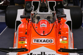 McLaren M26/1 (1976) – Chassis 1, eingesetzt während drei Saisons, gefahren von Mass und Hunt, gesehen bei Fiskens – Rétromobile Paris 2025
