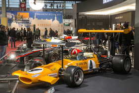 Bild McLaren M7C 01 (1969) - mit eindrücklichem Flügelwerk - Rétromobile Paris 2019