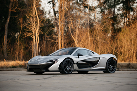 McLaren P1 (2015) - Lot 243 an der RM/Sotheby's Miami Versteigerung vom 1./2. März 2024