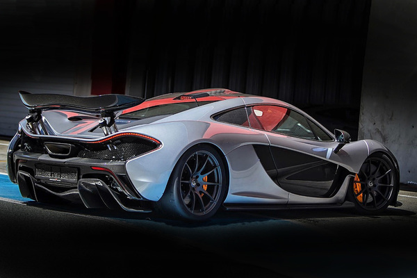 McLaren P1 (2015) - als Lot 138A nachgemeldet für die Versteigerung der Oldtimer Galerie in Gstaad am 29. Dezember 2017