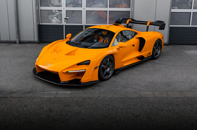 McLaren Senna LM (2020) - als Lot 134 angeboten an der RM/Sotheby's Versteigerung von Paris am 1. Februar 2023