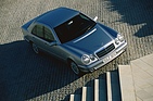 Bild: Mercdes-Benz E 320 (1995) - viertürige Limousine der Baureihe W210, Ausstattungslinie Elegance