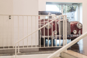 Mercedes 220 SE Cabriolet A/C (1960) – Techno Classica 2024