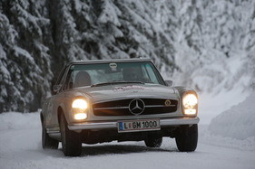 Mercedes 280 SL (1968) - an der Planai Classic 2013