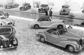 Mercedes 300 S (1953) - Internationale Automobilausstellung (IAA) in Frankfurt 1953 - Mercedes Stand