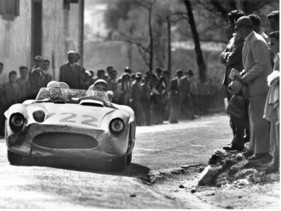 Mercedes 300 SLR (1955) - Mille Miglia Sieger Stirling Moss zusammen mit Denis Jenkinson in der berühmten Nummer 722