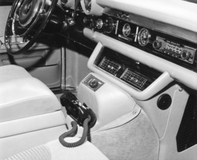 Mercedes 600 (1969) - mit Zusatzkomfort wie Stereo-Radio und Klimaanlage - Internationale Automobilausstellung (IAA) in Frankfurt 1969