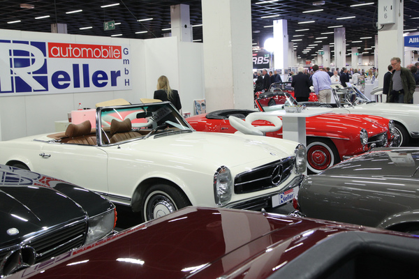 Bild Mercedes-Angebot in vielen Farben - Retro Classics Cologne Köln 2017