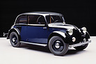 Mercedes-Benz 130 (1933) - Limousine in klassischer Zweifarbenlackierung