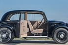 Mercedes-Benz 130 (1935) - die Türen öffnen nach hinten (Selbmördertüren))Mercedes-Benz