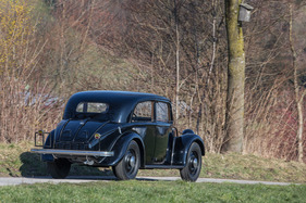 Mercedes-Benz 130 (1935) - ein sehr modernes Auto für die Zeit