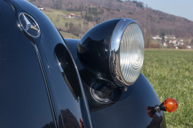Mercedes-Benz 130 (1935) - nicht integrierte Scheinwerfer