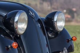Mercedes-Benz 130 (1935) - ohne Kühler vorne