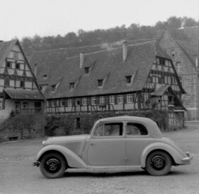 Mercedes-Benz 130 VB (1935) - Typ W 144, Versuchswagen mit Frontantrieb und Vorderradantrieb, Konstruktion Gustav Röhr Mercedes-Benz 130 VB (1935) - Typ W 144, Versuchswagen mit Frontantrieb und Vorderradantrieb, Konstruktion Gustav Röhr