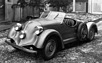 Mercedes-Benz 150 Sportroadster (1935) – 1950 von Eugen Schneeweis vor seinem Elternhaus fotografiert (© Eugen Schneeweis, 1935) Mercedes-Benz 150 Sportroadster (1935) – 1950 von Eugen Schneeweis vor seinem Elternhaus fotografiert (© Eugen Schneeweis, 1935)