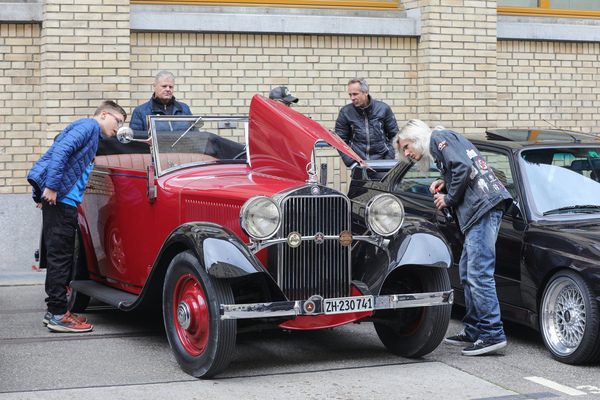 Image: Mercedes-Benz 170 Cabriolet C (1932) - attracts a lot of public interest - German Car Meeting Motorworld Kemptthal 2024